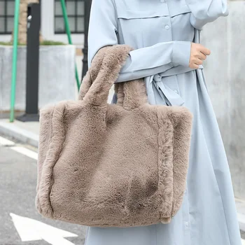 Módní Large Tote Bag Luxusní Umělé Kožešiny Ženy Kabelky Návrhář Lady Kabelky Načechraný Měkký Plyš Taška Shopper Teplý Zimní Vak 2023